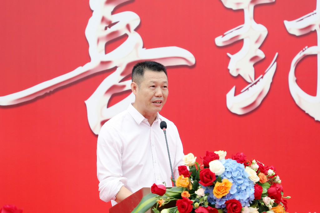 喜封金頂，不負(fù)佳期丨茶山尚錦匯項目封頂儀式圓滿舉行(圖3)